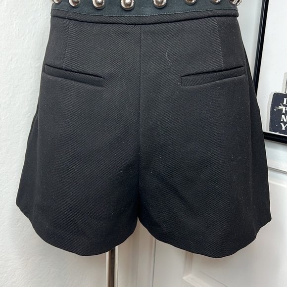 Red Valentino Black Studded Waist Shorts Size 44/6US - Picture 7 of 9